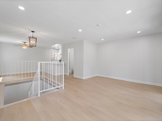Building Photo - 1822 Spreckels Ln
