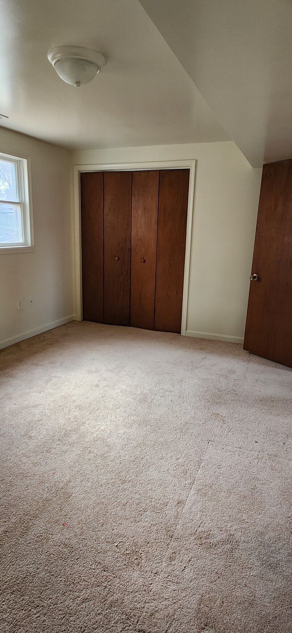 Building Photo - 226 Allison Ave