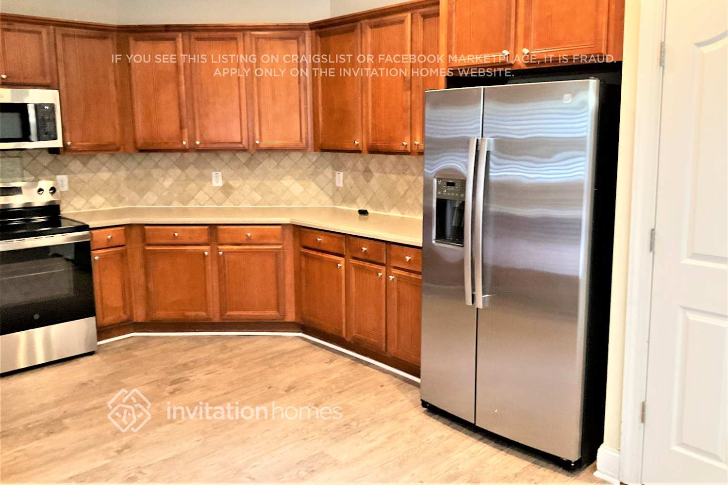Building Photo - 660 Brittany Manor Ln