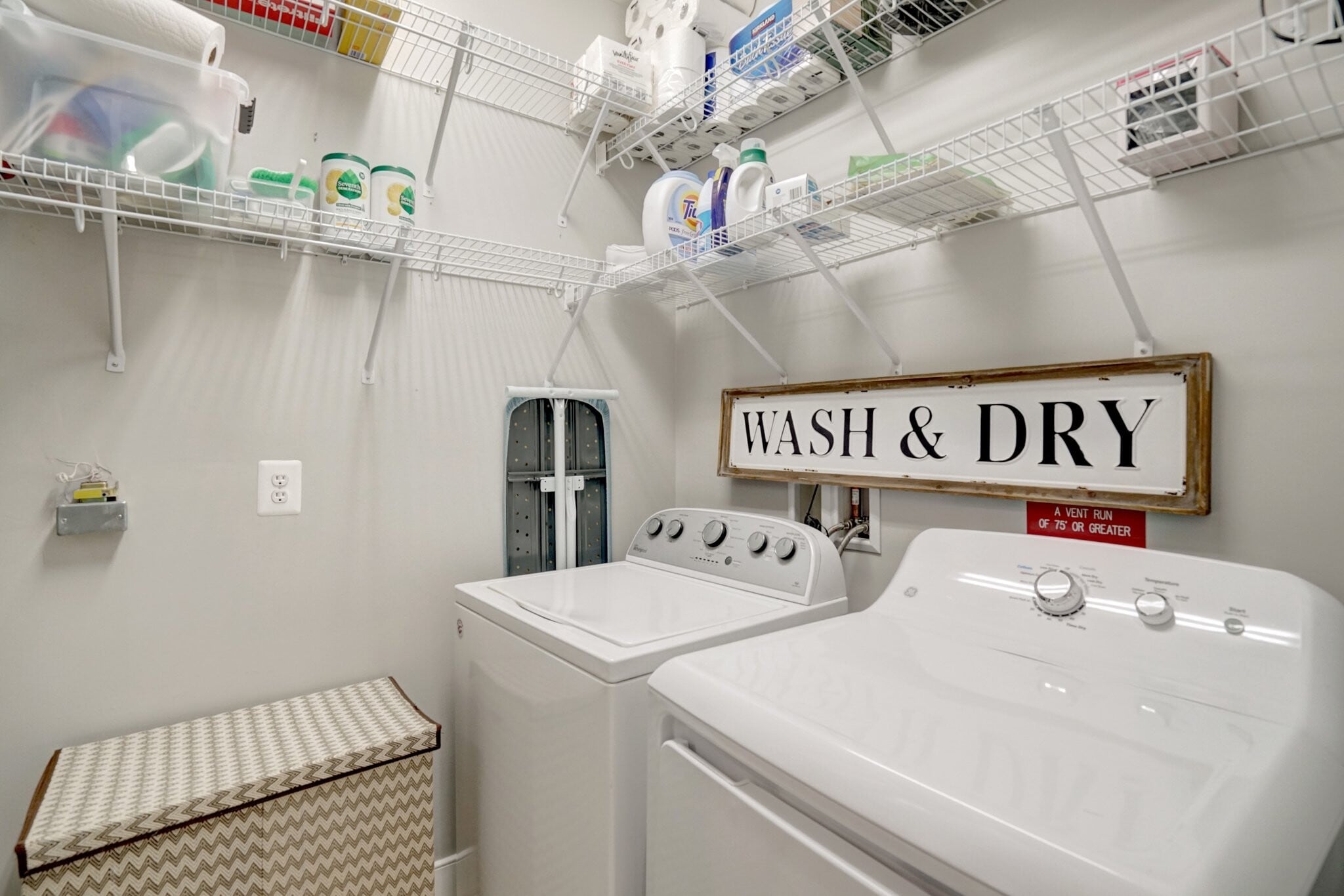 Laundry Room - 2209 Richmond Hwy