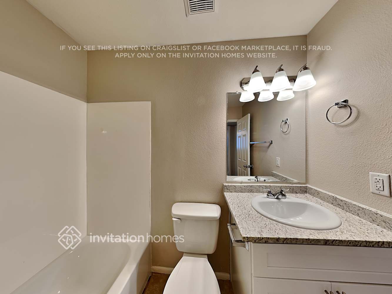 Building Photo - 4322 E Villa Maria Dr