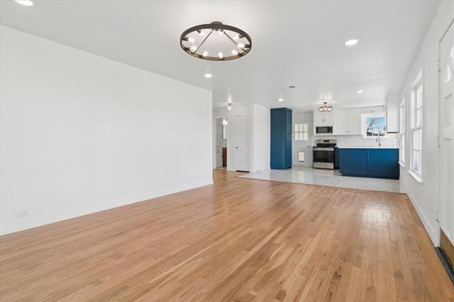 Building Photo - 602 W Pecan St