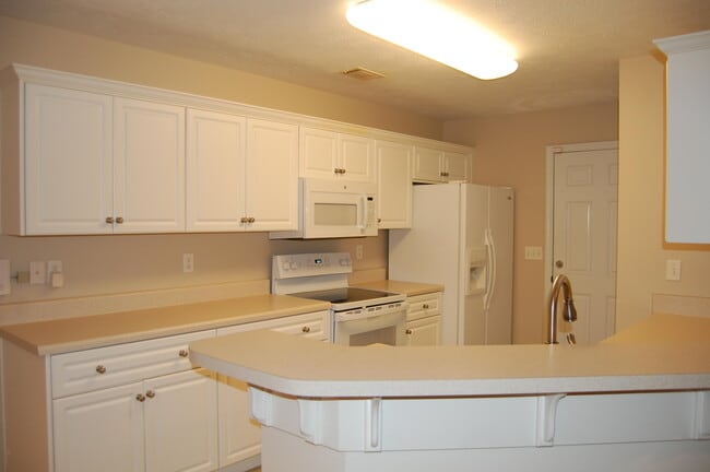 Building Photo - 167 Fox Haven Dr
