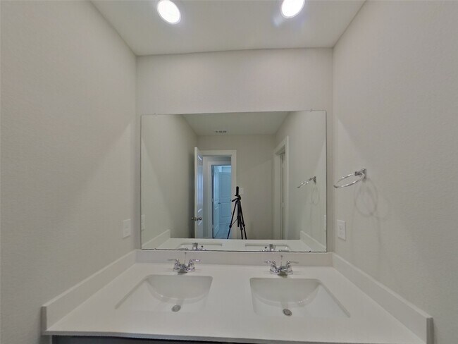 Building Photo - 22810 Frassino Pl
