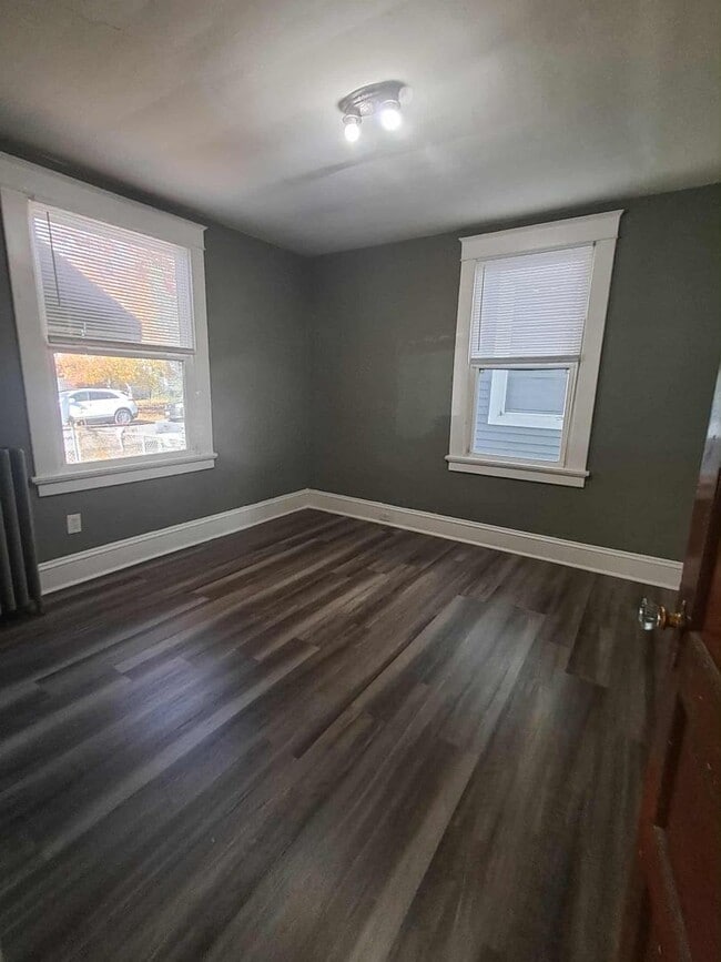 Building Photo - 1429 Rogers St