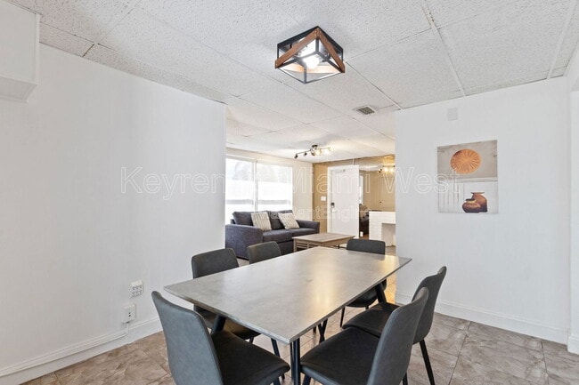 Building Photo - 699 S Federal Hwy