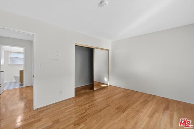 Building Photo - 5825 Bowcroft St