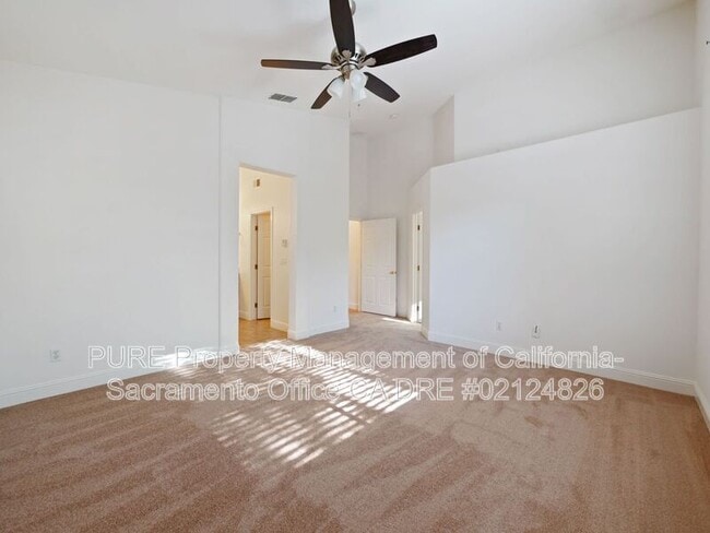 Building Photo - 1732 Bamboo St