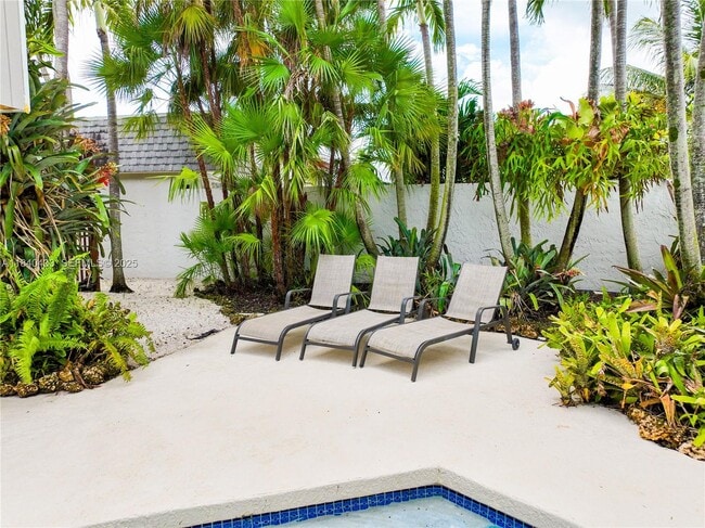 Building Photo - 9614 SW 134th Ct