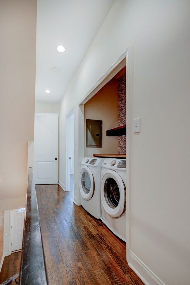 Building Photo - Newly Renovated 6 Bedrooms / 4 Bathrooms at Norris St