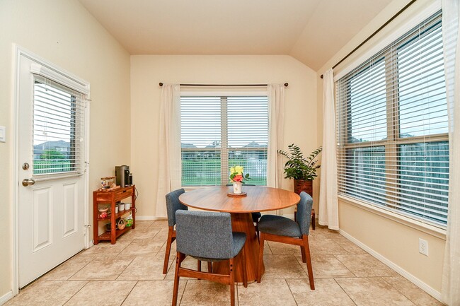 Building Photo - 13815 Wixford Trail