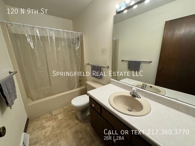 Building Photo - 120 N 9th St