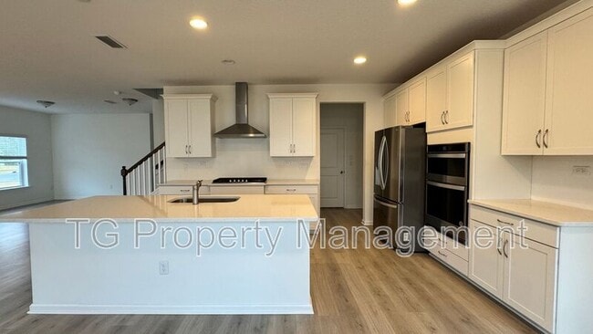 Building Photo - 117 Crew Ct