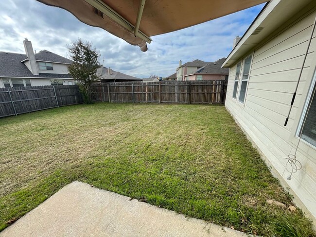 Building Photo - Nice Single Story Home in Eagle Mtn ISD with community pool