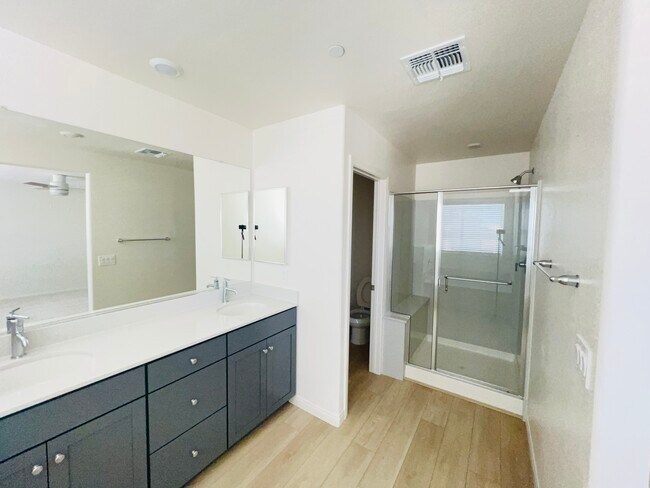 Building Photo - 3545 Via Aurelia Ln