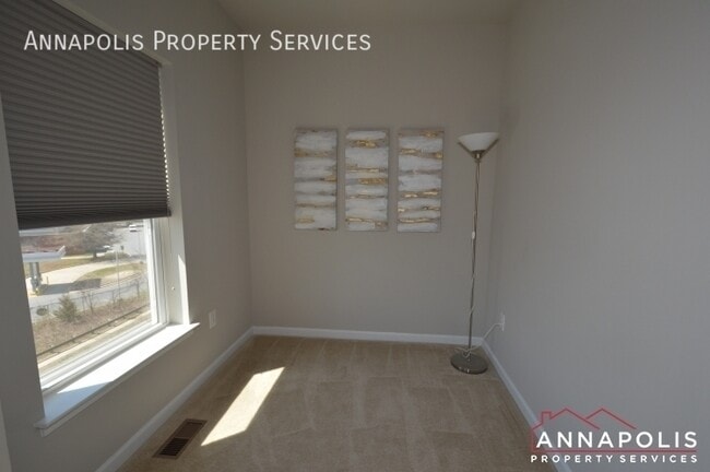 Building Photo - 529 Leftwich Ln