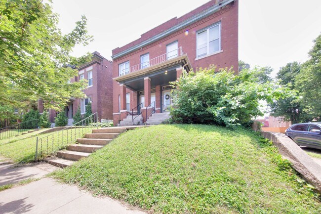 Building Photo - 3968 Cleveland Ave
