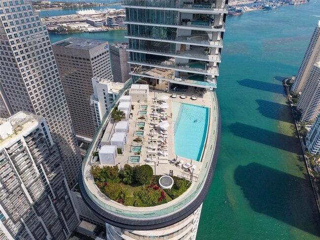 Building Photo - 300 Biscayne Blvd Way