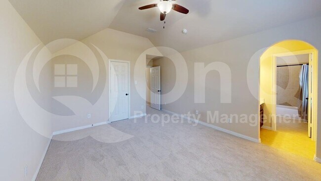 Building Photo - 7483 Hidden Cove Ln