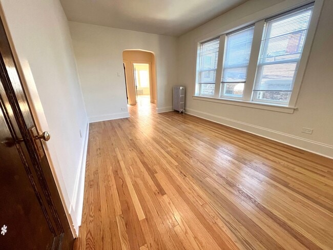 Building Photo - West Ridge Renovated Two Bedroom One Bath