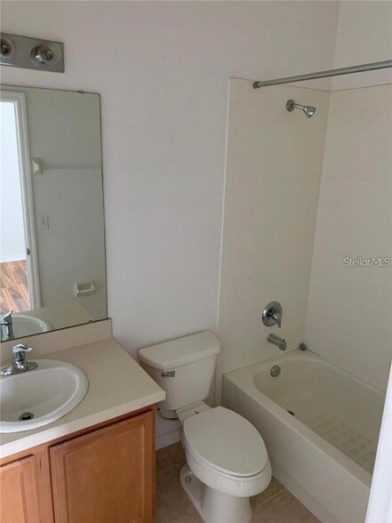 Building Photo - 10982 Savannah Wood Ct