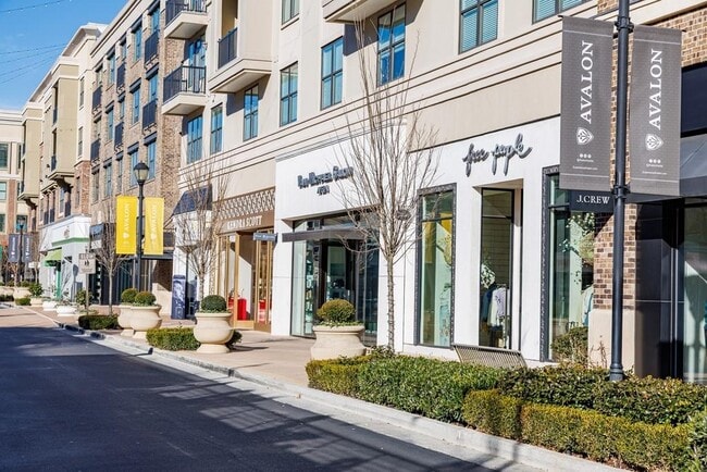 Building Photo - 200 Braeden Wy