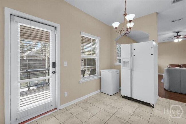 Building Photo - 23 Veranda Trail