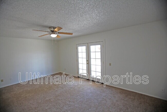 Building Photo - 707 N 95th Dr