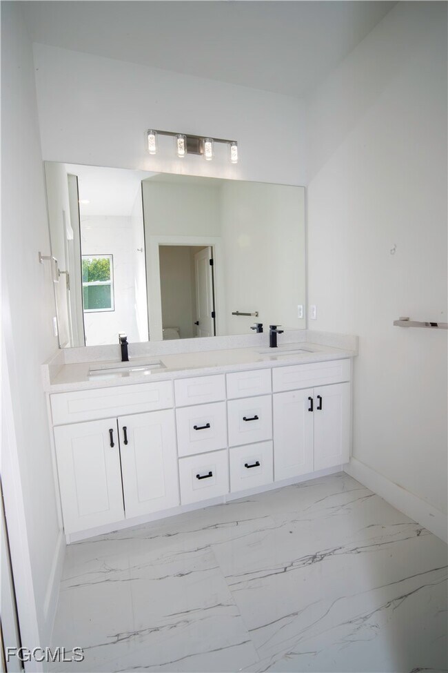 Building Photo - 18141 Wintergarden Ave