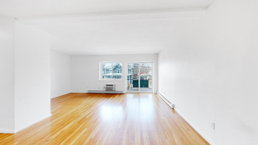 Building Photo - 525 Highland Ave