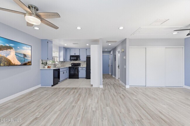 Building Photo - 254 Sequoia Ct