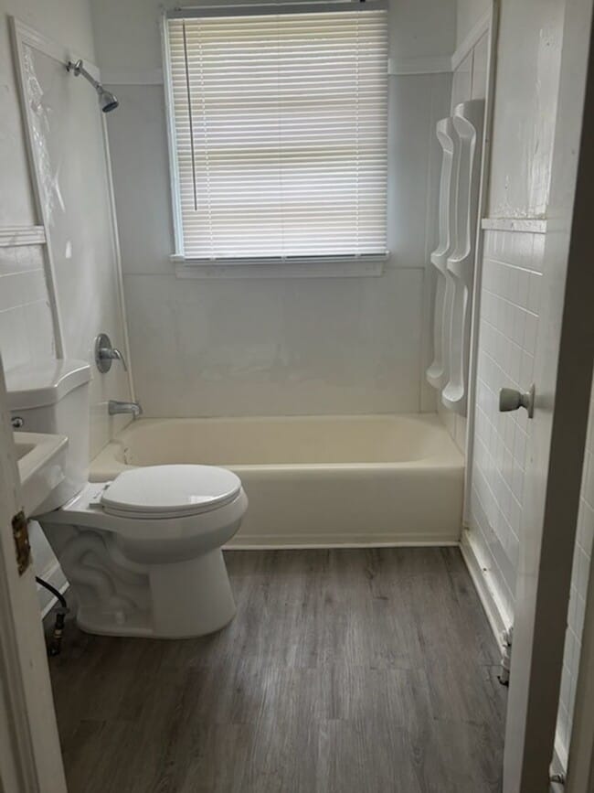 Building Photo - 1150 Wiggins St