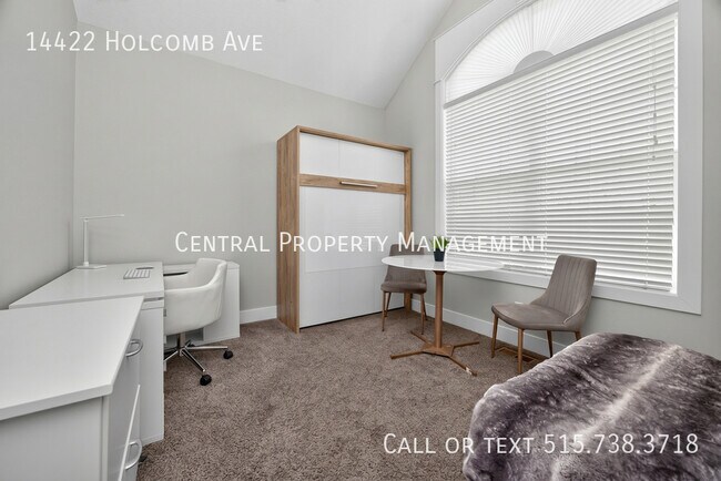 Building Photo - 14422 Holcomb Ave