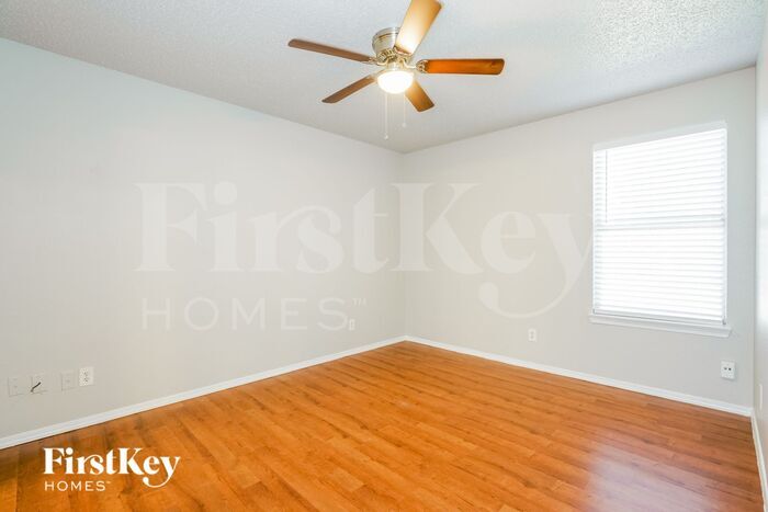 Building Photo - 1721 Quinlan Ct