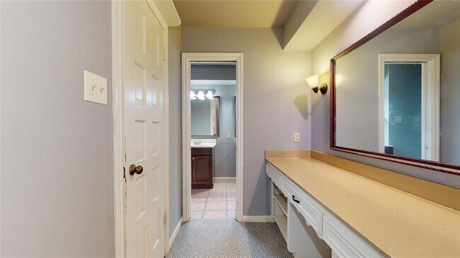 Building Photo - 12618 Misty Valley Dr