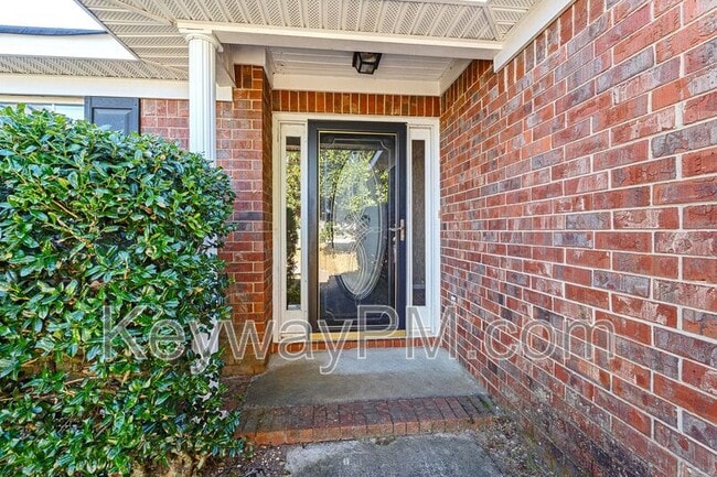 Building Photo - 314 Taylor Cir