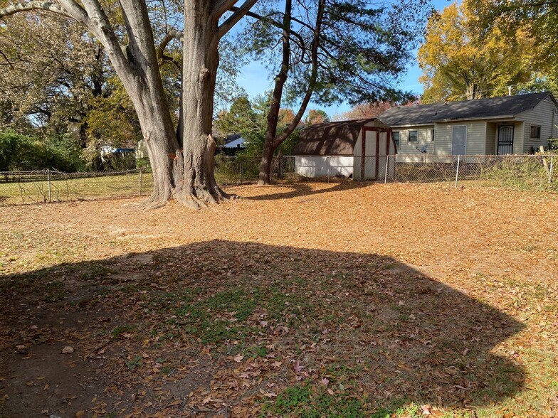 Building Photo - 19 Rolling Meadows Dr