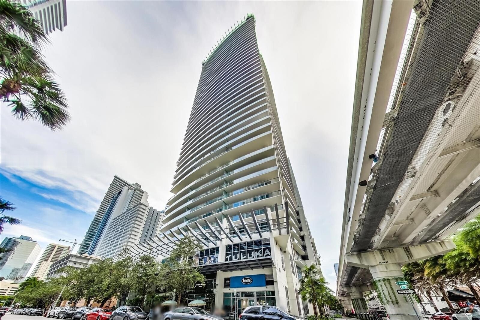 Building Photo - 1100 S Miami Ave