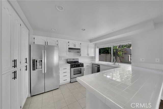 Building Photo - 2565 Calle Benavente