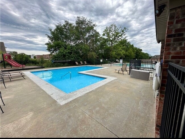 Building Photo - 3625 W Mountain View Dr