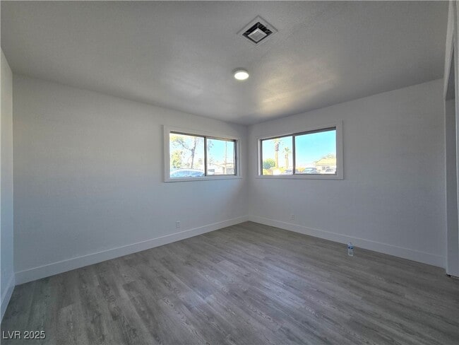Building Photo - 4001 Via Vaquero Ave