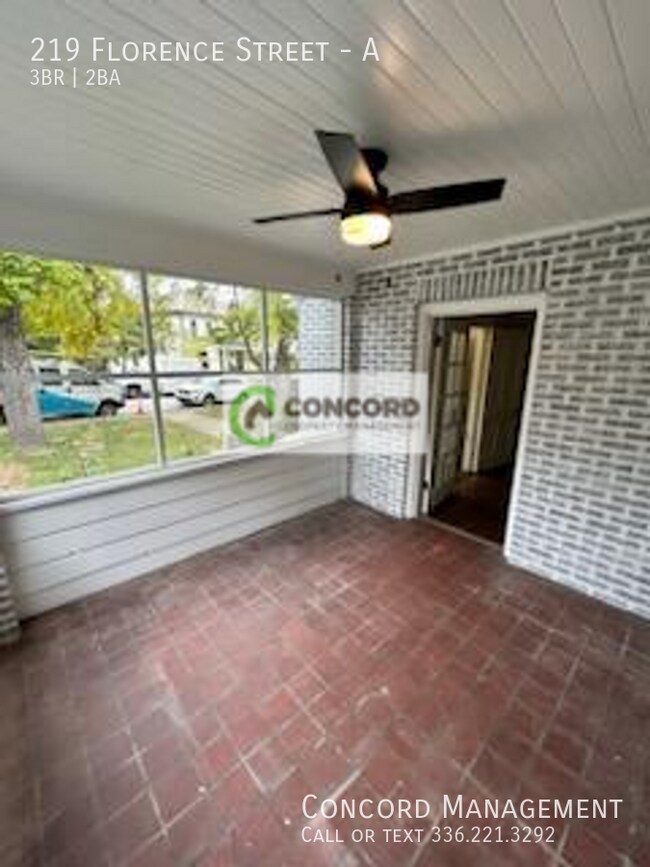 Building Photo - 219 Florence St