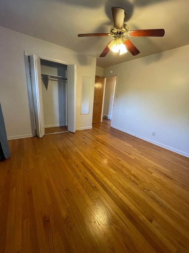 Building Photo - 4 Bed 2 Bath Ranch style Home Available Oc...