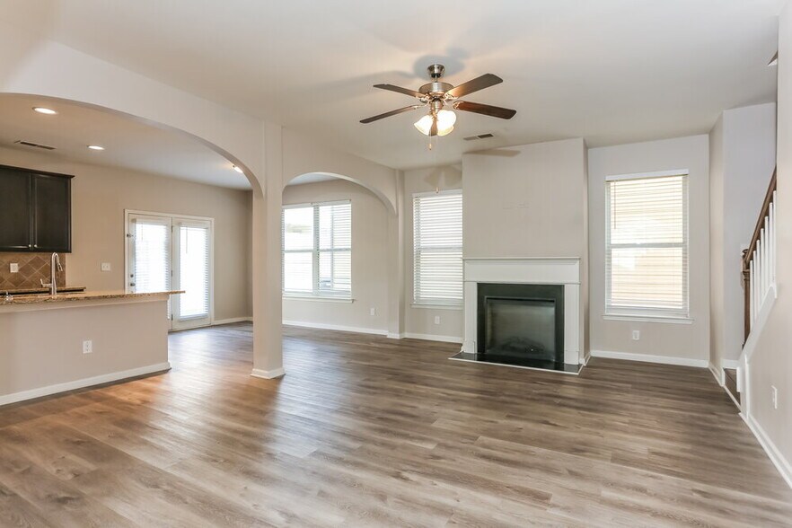 Building Photo - 5992 Nile Ct