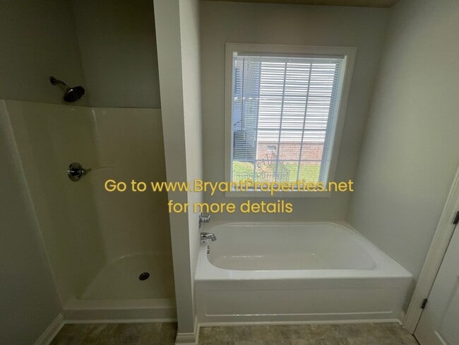 Building Photo - Gallatin - 3 Bedrooms 2 Baths