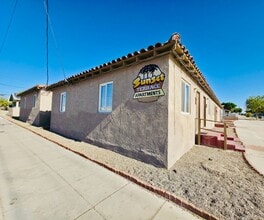Building Photo - Cozy 1 Bedroom / 1 Bathroom Apartment Available for Lease in Yuma, AZ!
