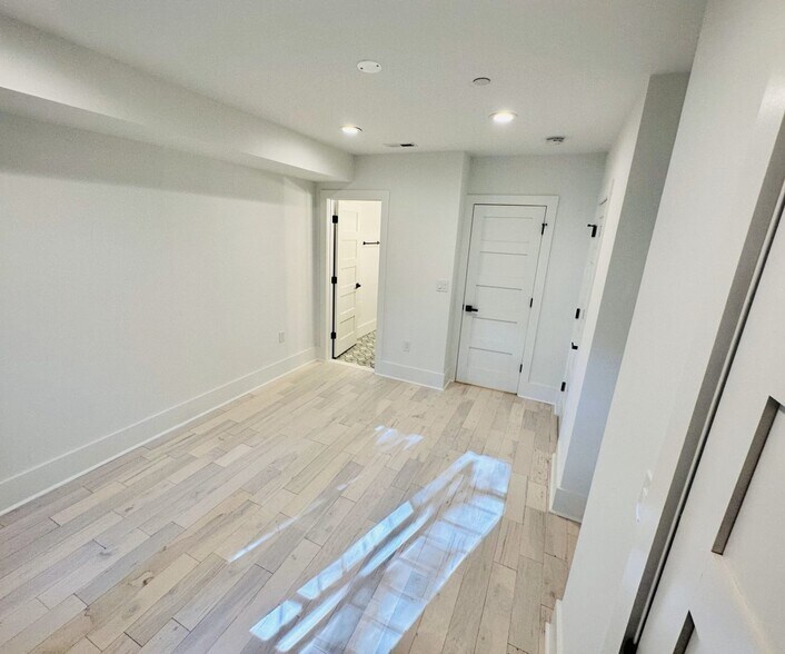 Building Photo - 1314 5th St NW