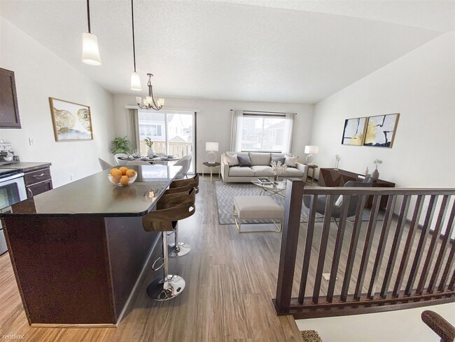 Building Photo - 3 br, 2 bath  - Journey Twin Homes