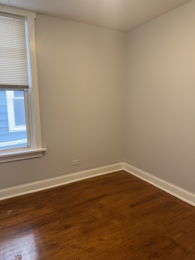 Building Photo - 2031 N Spaulding Ave