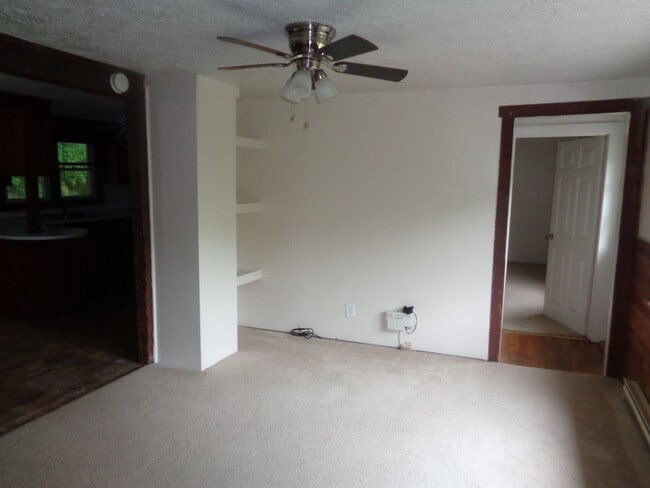 Building Photo - 2858 US-321